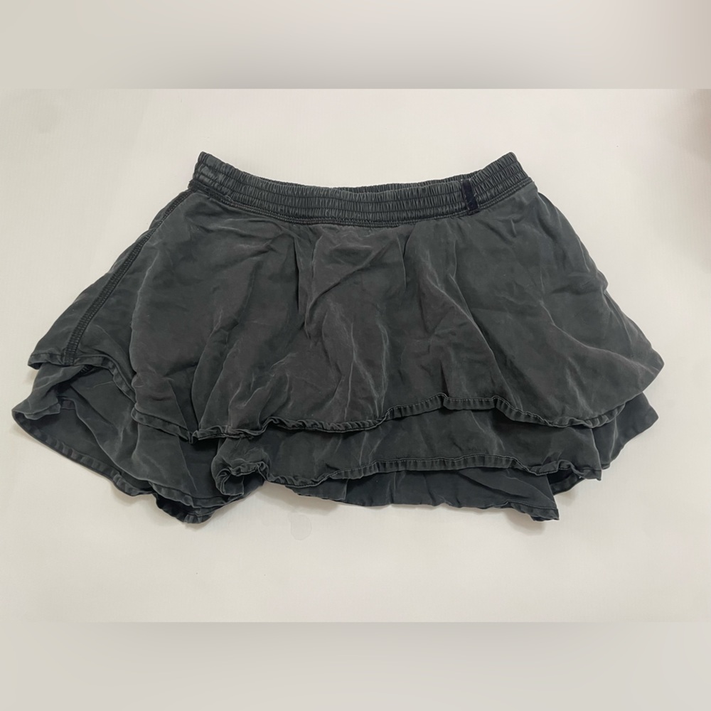 Ivivva - size 10 - skirt with shorts